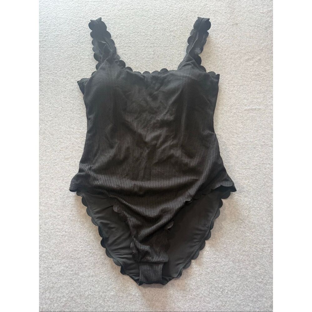 Aerie scalloped ribbed black one piece swimsuit XL Long